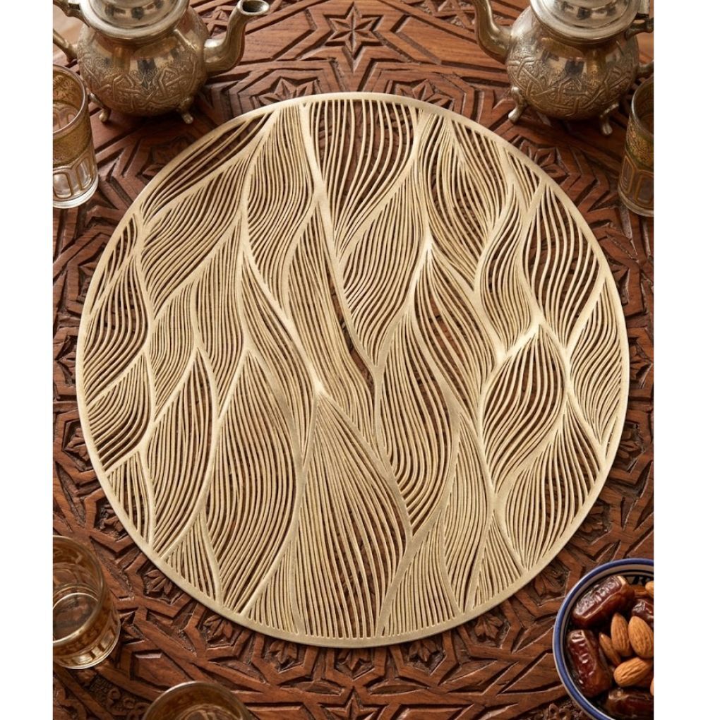 Set De Table Décoratif Circulaire Au Design De Vagues Artistiques Nappe thumbnail 1