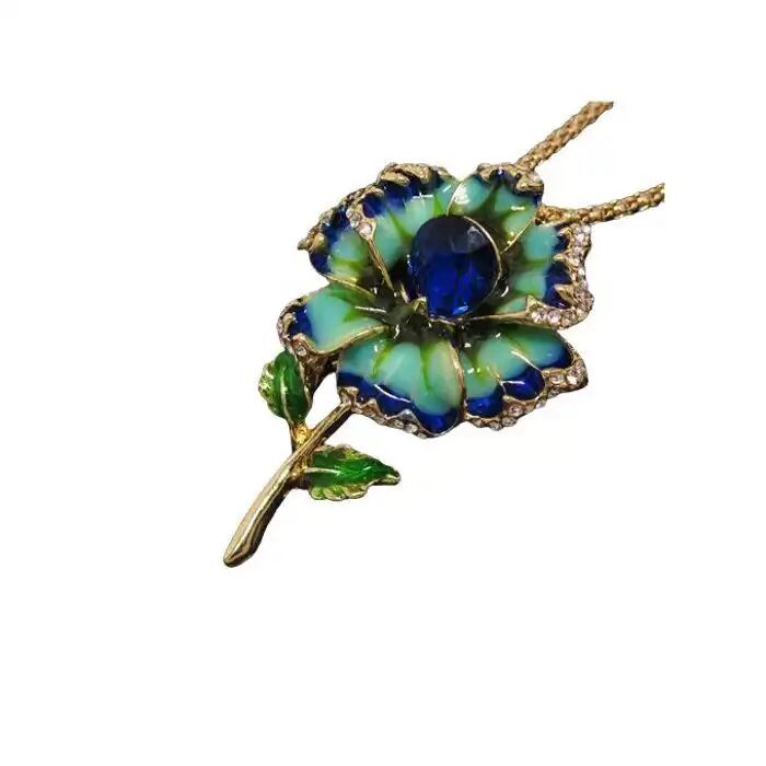 Collier Pendentif Fleur Émaillée Bleue Avec Cristal Et Chaîne Incluse