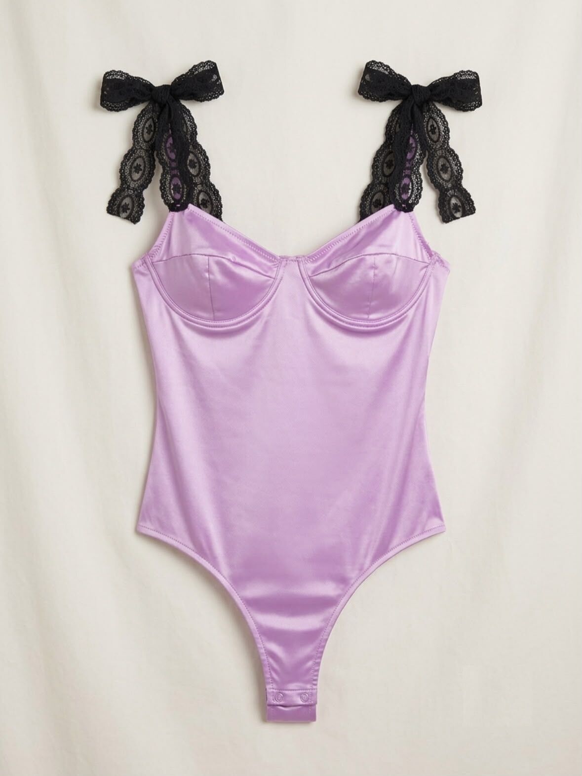 Body En Satin Lilas À Bretelles En Dentelle